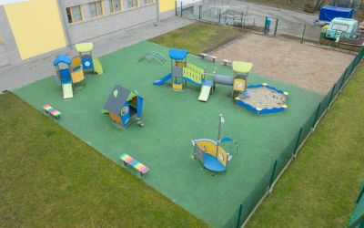 MODERNIZACJA PLACU ZABAW PRZY SAMORZĄDOWYM ŻŁOBKU W BRUSACH
