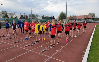 SP NR 1 W BRUSACH: Gminne Igrzyska Dzieci w czwórboju lekkoatletycznym dziewcząt