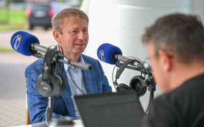 BRUSY NA ANTENIE WEEKEND FM