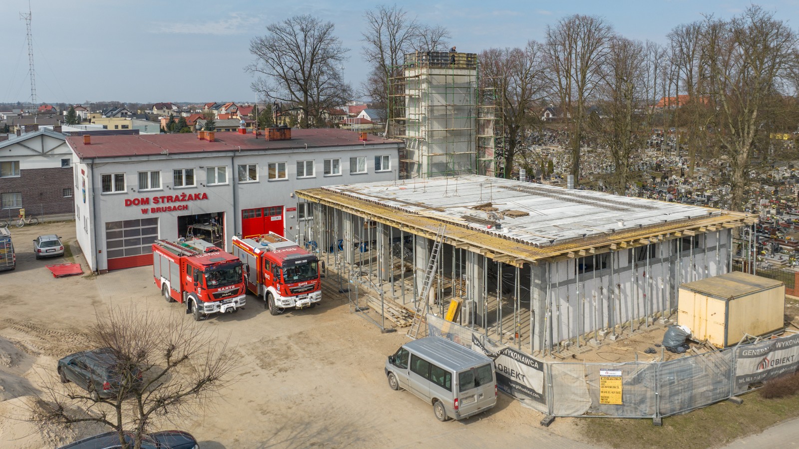 NOWE REMIZY W BRUSACH I CZAPIEWICACH