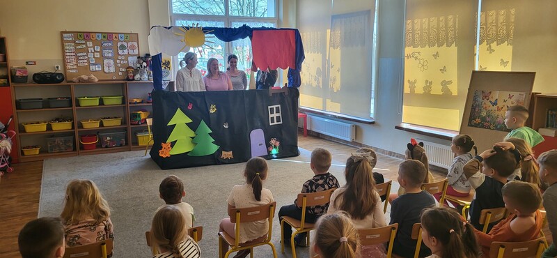 PRZEDSZKOLE NR 1: Dzień Teatru
