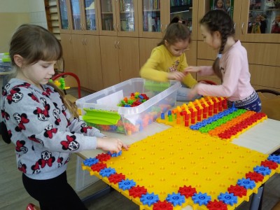 NOWE POMOCE DYDAKTYCZNE W RAMACH "LABORATORIÓW PRZYSZŁOŚCI"