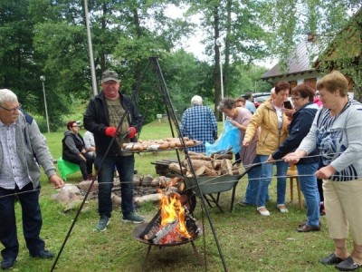 02.07 - piknik seniorów z okazji Światowego Dnia Inwalidy 