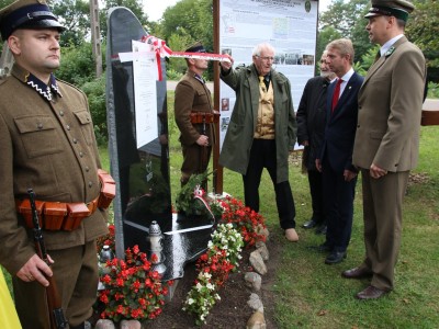 17.09 - oddanie i poświęcenie Strażnicy Patriotyzmu i Pamięci Kampanii Wrześniowej 1939