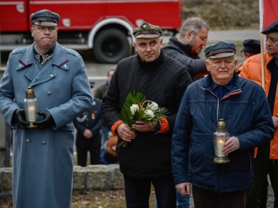 Delegacja 23. Drużyny Harcerskiej im. Remusowej Kary z Łubiany i Kaszubsko - Pomorskiego Związku Piłsudczyków RP