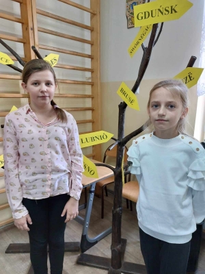 SP LUBNIA: „Poetyckie podróże po Kaszubach” – konkurs regionalny w Męcikale