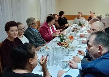 ŚWIĄTECZNE SPOTKANIE W HUCIE