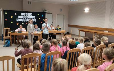 SP CZAPIEWICE: Akademia z okazji DEN