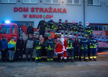 Bożonarodzeniowa akcja bruskich strażaków