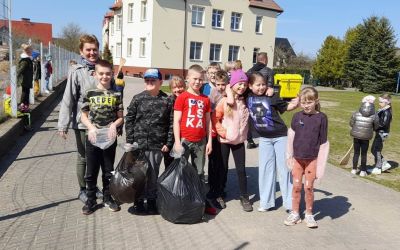 SP LUBNIA: Dzień Ziemi w Szkole Podstawowej im. TOW "Gryf Pomorski" w Lubni