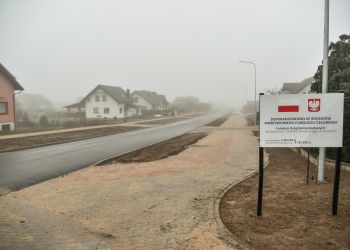 NOWE NAWIERZCHNIE DRÓG NA OS. SŁONECZNYM