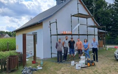 MALOWANIE ŚWIETLICY WIEJSKIEJ W ROLBIKU