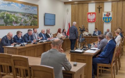 XIII SESJA RADY MIEJSKIEJ W BRUSACH