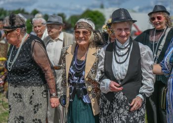 JUŻ PO RAZ PIĄTY SPOTKALI SIĘ NA PIKNIKU RETRO