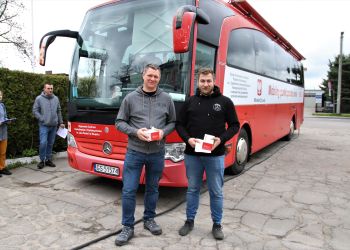 KWIETNIOWA MOBILNA AKCJA POBORU KRWI ZA NAMI