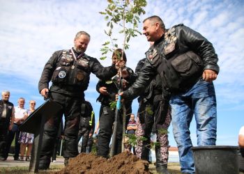 Międzynarodowy Motocyklowy Rajd Katyński zawitał do Brus