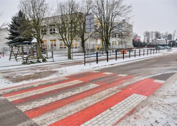 KOLEJNE PRZEJŚCIA DLA PIESZYCH BĘDĄ OŚWIETLONE